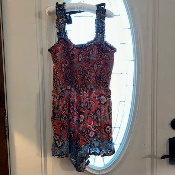 nwot ANGIE One Piece Romper Shorts Set with Pockets Womens Size M - Picture 1 of 5